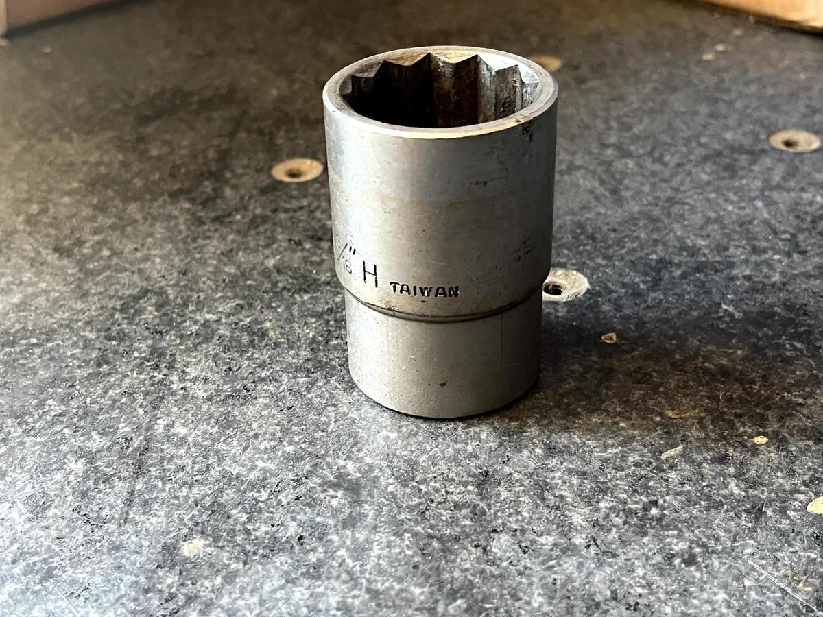 Used 1/2" Drive X 1-3/16" SOCKET 12 POINT CR-MO