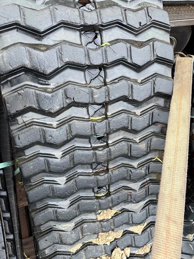 Used 18" Camso Heavy Duty Camso SD Pattern  CTL Rubber Track SD4508658 Fits Cat 289D