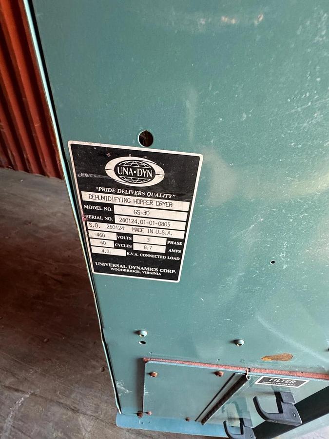 Used Una-Dyn GS30 Dehumidifying Hopper Dryer TSCA1111 100# solid Cone Hopper