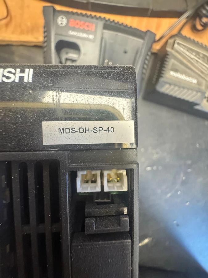 Used Mitsubishi MDS-DH-SP-40 380-480 V AC 15 A 5.5 kW Spindle Drive