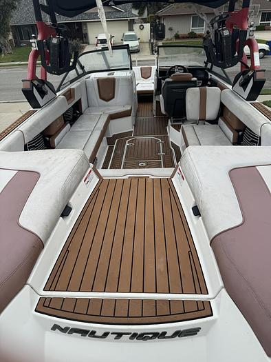 Used 2018 Nautique Super Air Nautique G25 Costal