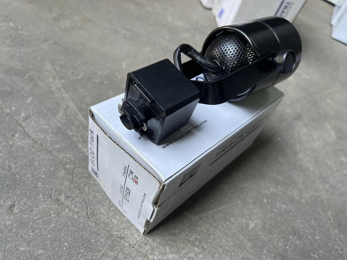 Used Elco ET1628 Garda 5"H Track Head for H-Track Systems, Black