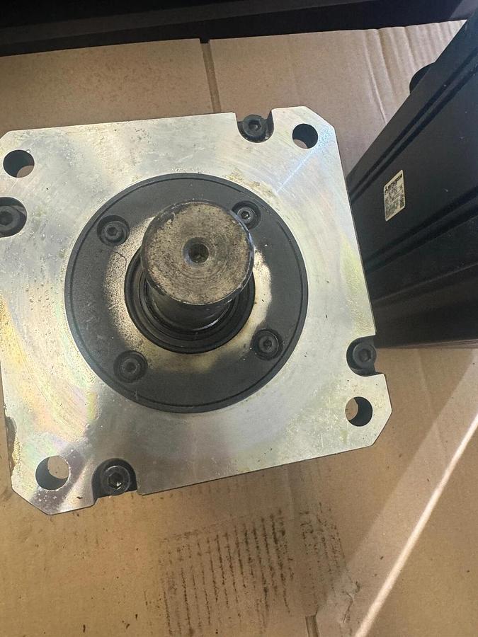 Used Mitsubishi HC-SFS421 Servo Motor