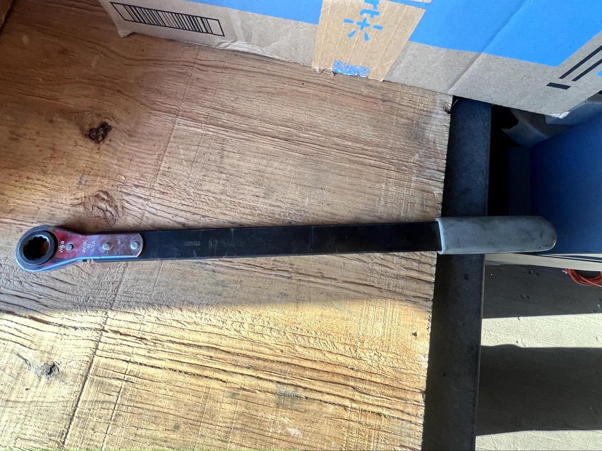 Used Matco Tools SB590 Serpentine Belt Ratchet