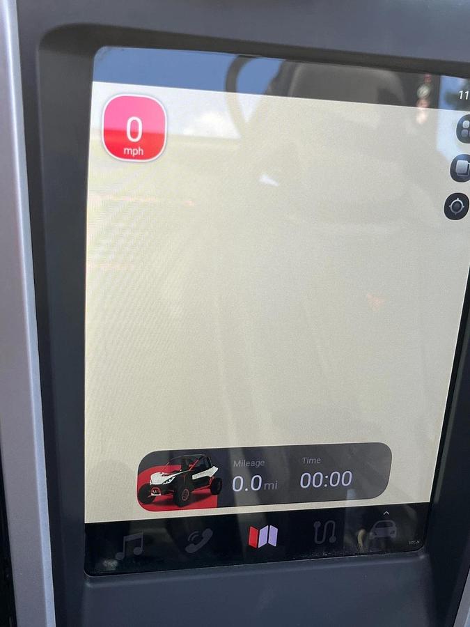 2024 Segway Powersports Villain SX10 S White Red Used 30 hours 80 Miles