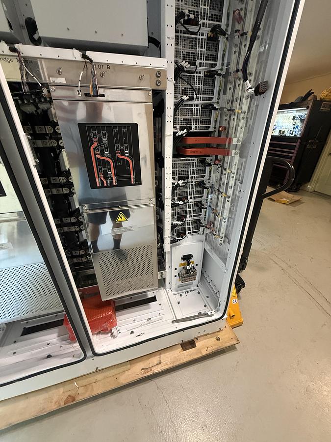 2025 Autel Maxi Charger DC HiPower Cabinet DS640