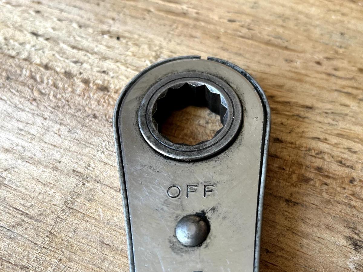 Used Vintage - Sears / Craftsman - 9-43695 - Ratchet Wrench - 17mm & 19mm - 12 Point