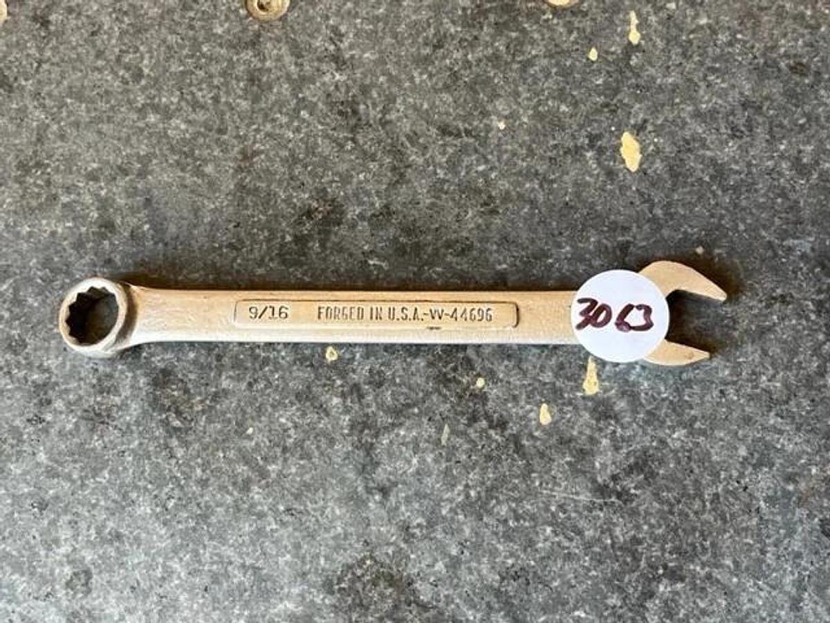 Used Craftsman Combination Wrench 9/16in.  12 Point  44696  -VV-