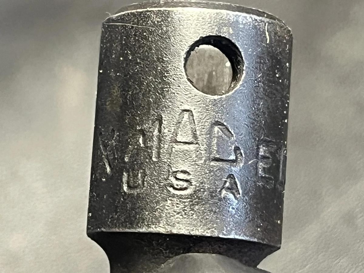 Used MAC TOOLS # E10, 3/8" Drive External Star Socket USA.