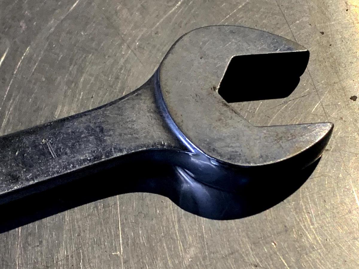 Used MAC Tools USA 1" SAE Long Length 12 Point Chrome Combination Wrench