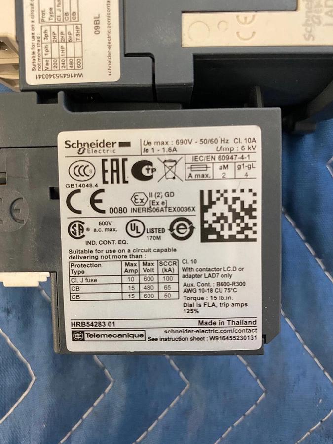 Used SCHNEIDER ELECTRIC LC1D09 WITH LRD06 OVERLOAD RELAY