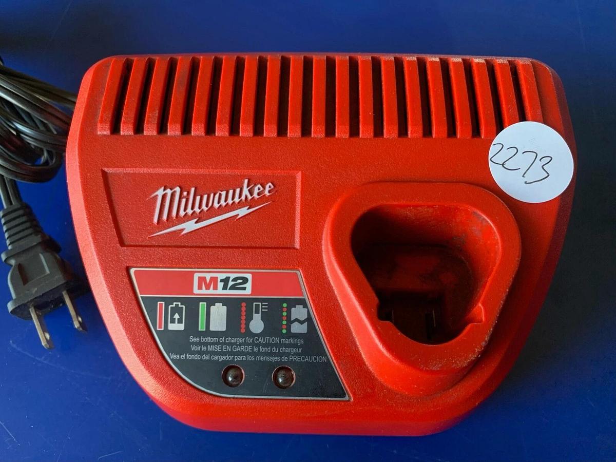 Used New Milwaukee M12 Lithium Ion 12 Volt Battery Charger