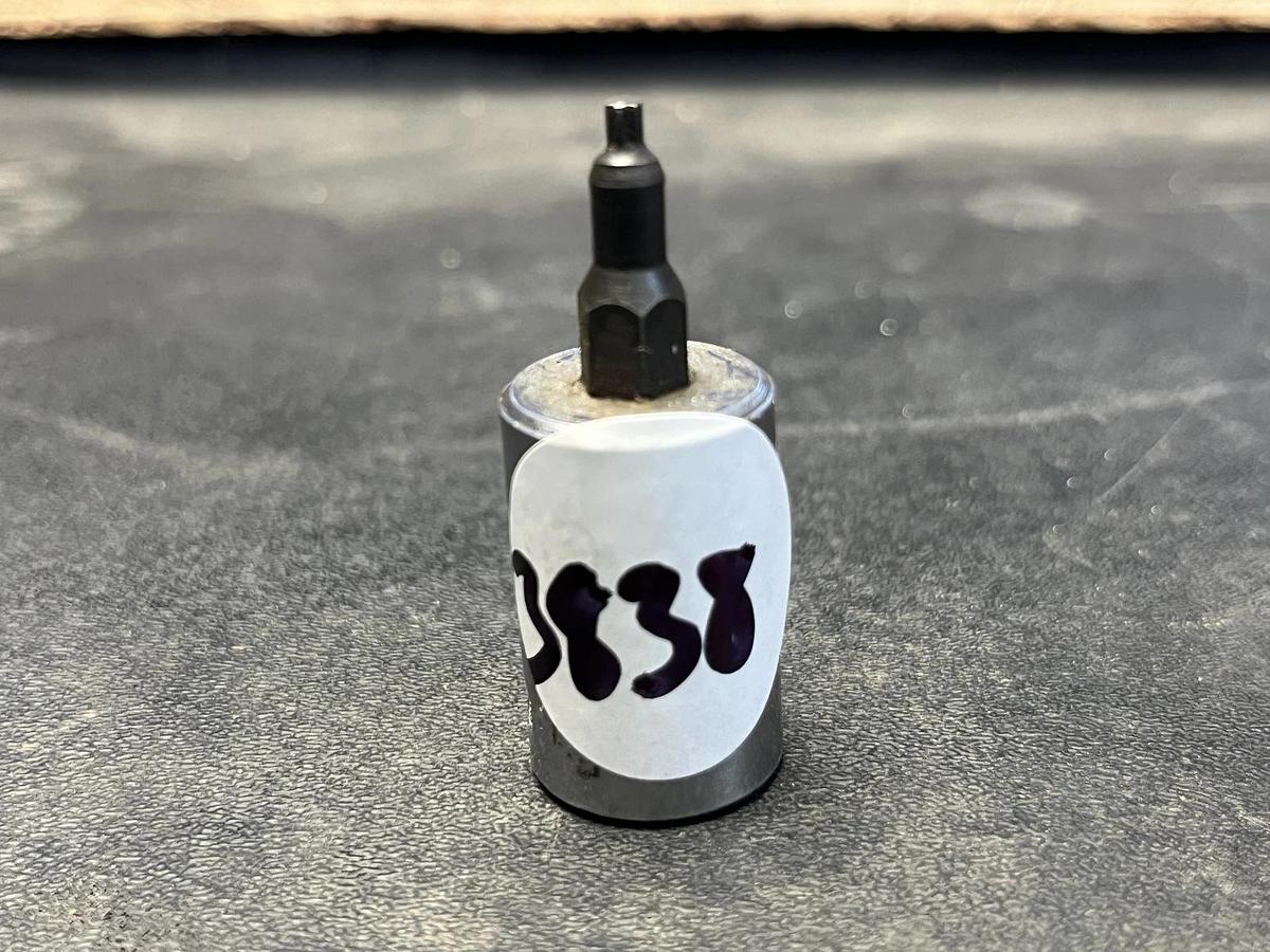 Used Mac Tools MT8 T8 Torx 1/4" Drive Bit Driver Socket USA