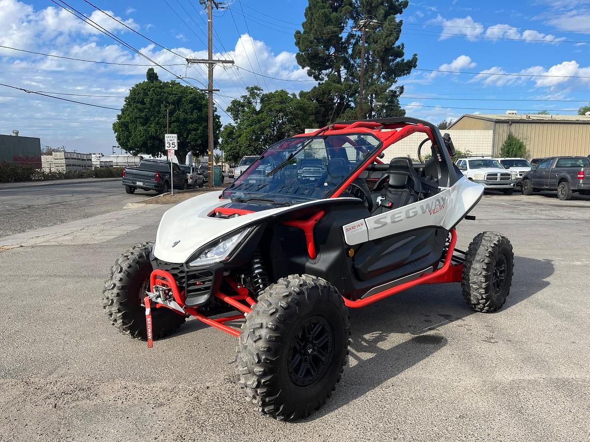 2024 Segway Powersports Villain SX10 S White Red Used 30 hours 80 Miles