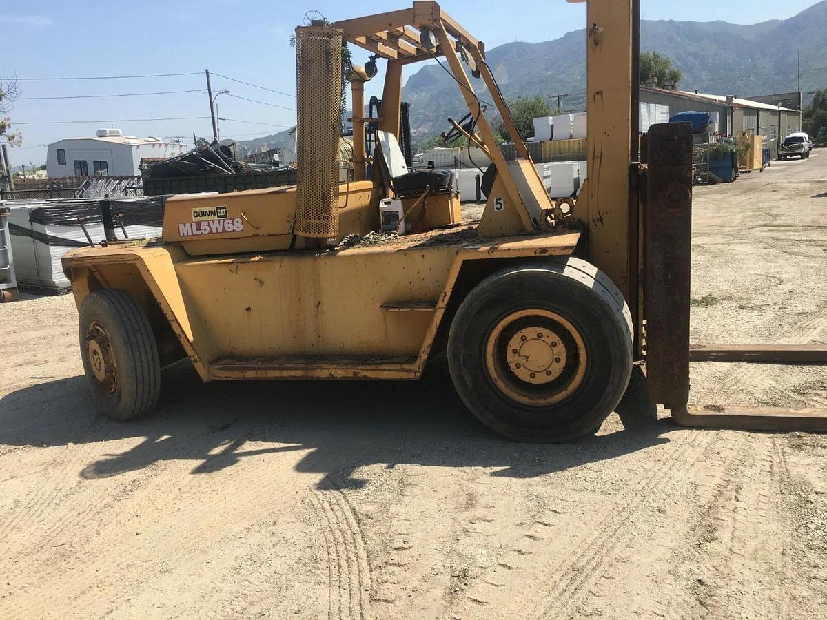 Used CATERPILLAR V300, 30,000 LBS CAP. PNEUMATIC FORKLIFT- USED, GOOD RUNNING