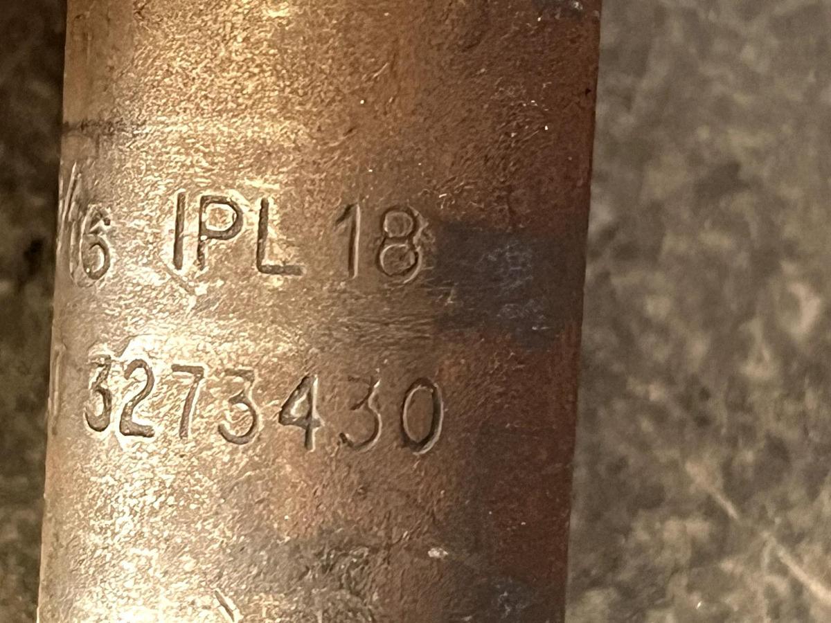 Used Snap-On IPL18A 1/2" Drive 6pt 9/16" SAE Impact Magnetic Swivel Socket