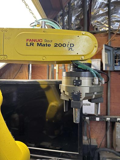 Used 2022 Fanuc LR Mate 200iD L7