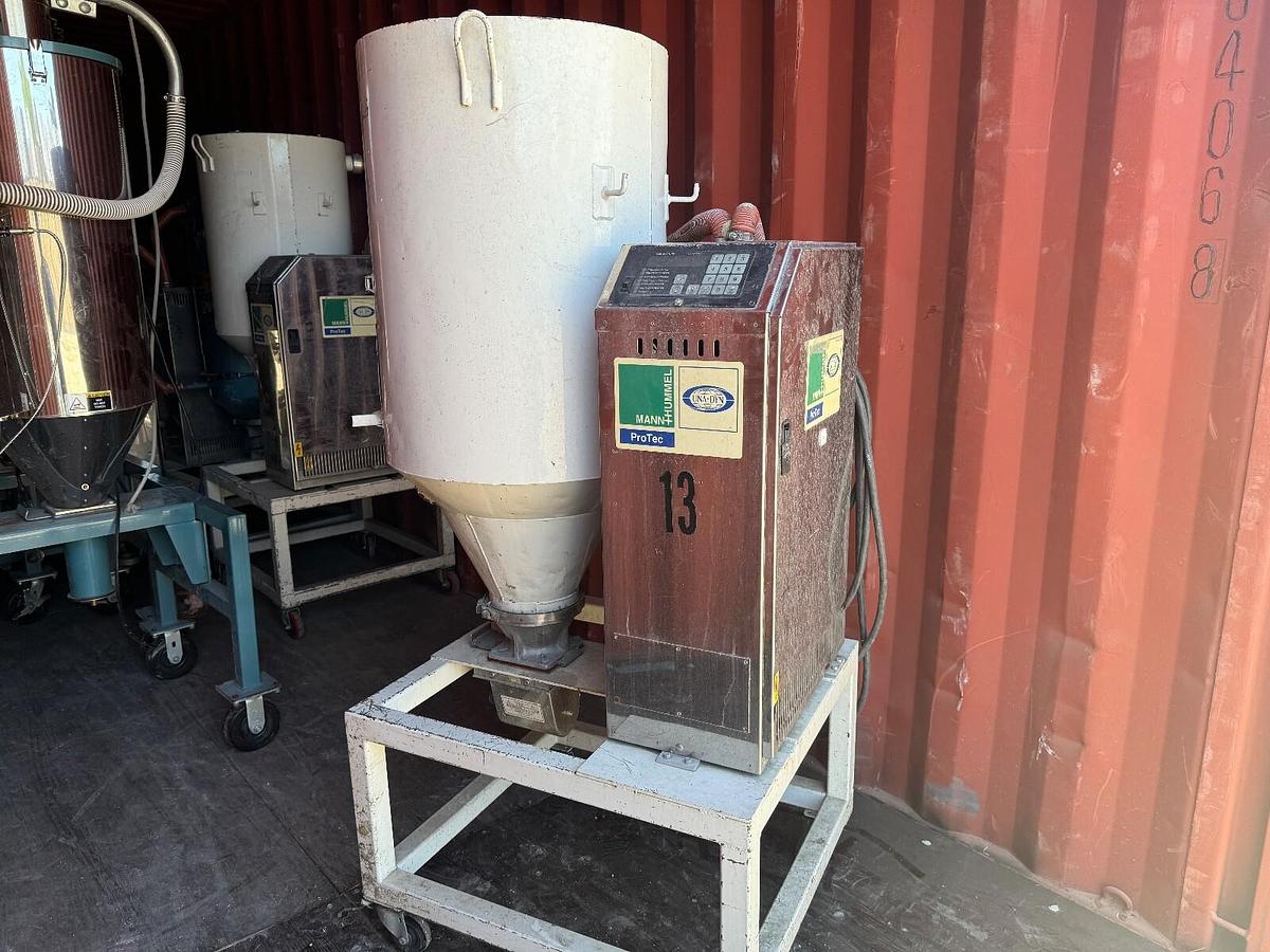 Used UNA-DYN Auto Mini Dryer UDC-30 S/N: 167152.01-0198