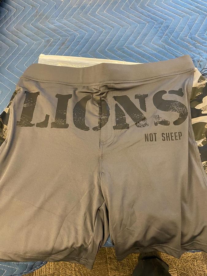 Men's Official LIONS NOT SHEEP Cement Hybrid workout Short Size Medium