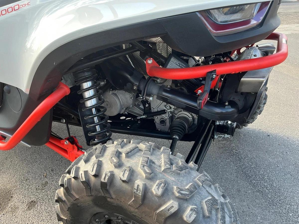 2024 Segway Powersports Villain SX10 S White Red Used 30 hours 80 Miles