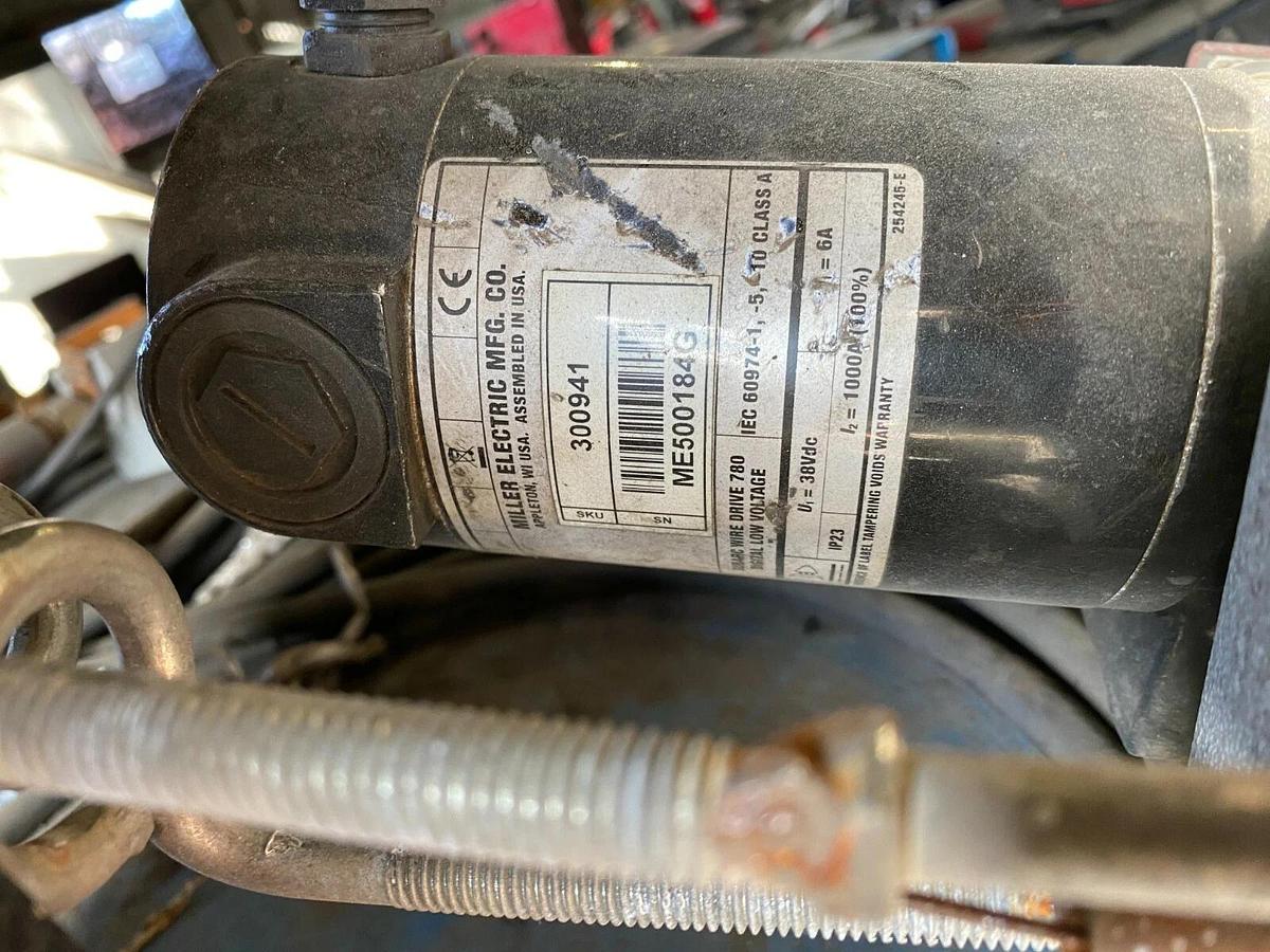 Used Miller ME500184G Sub Arc Wire Drive 780 Low Voltage