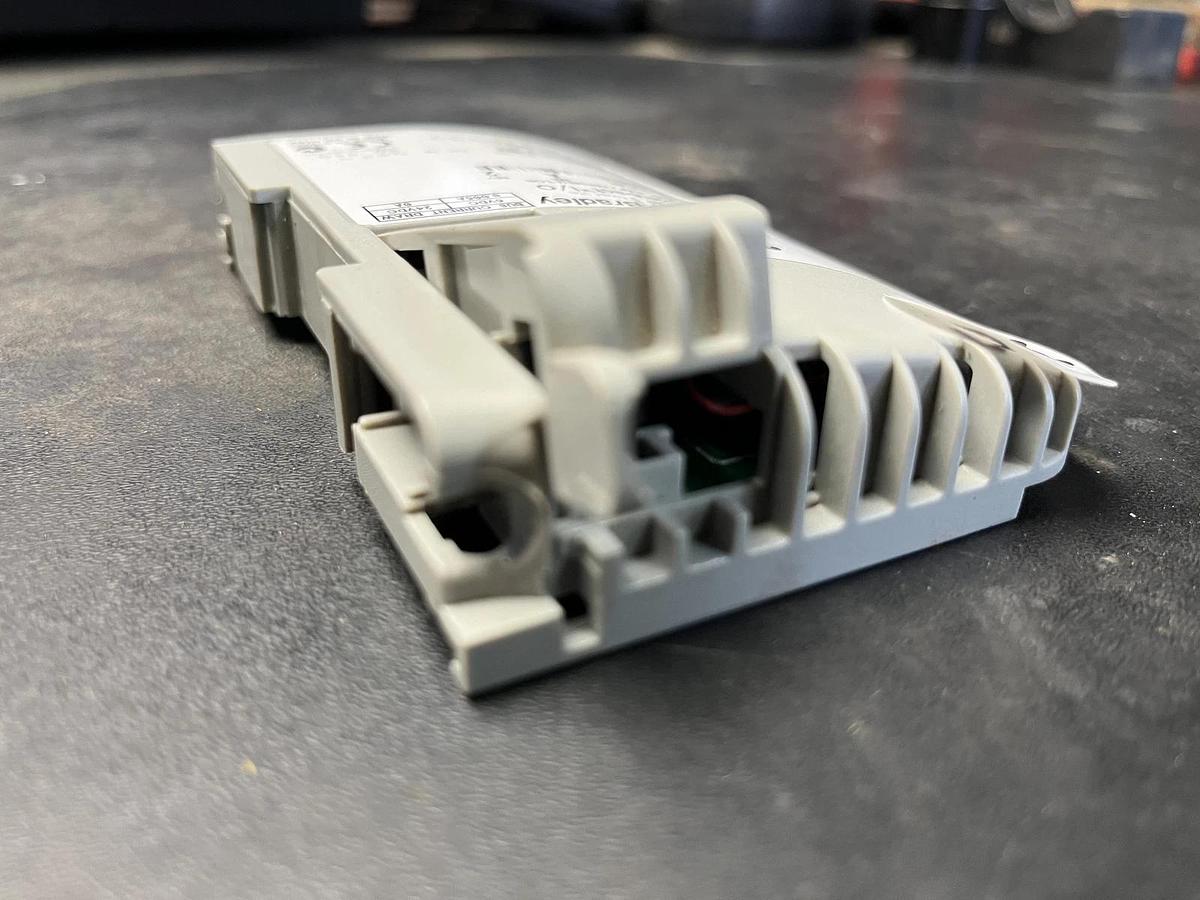 Used 1769-ECR Allen-Bradley Compact I/O Right End Cap/Terminator 1769ECR