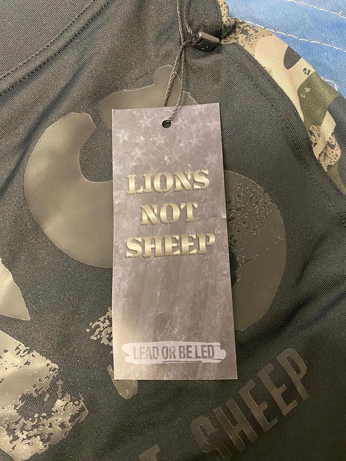 Men's Official LIONS NOT SHEEP Black Hybrid workout Short Size XL