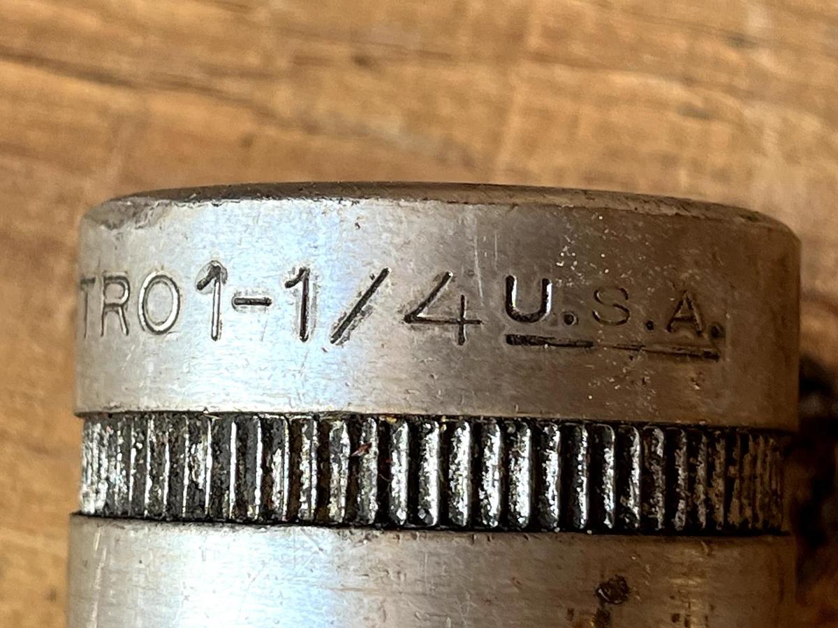 Used INDESTRO 1-1/4” SOCKET 3/4” DRIVE 2240 12 POINT