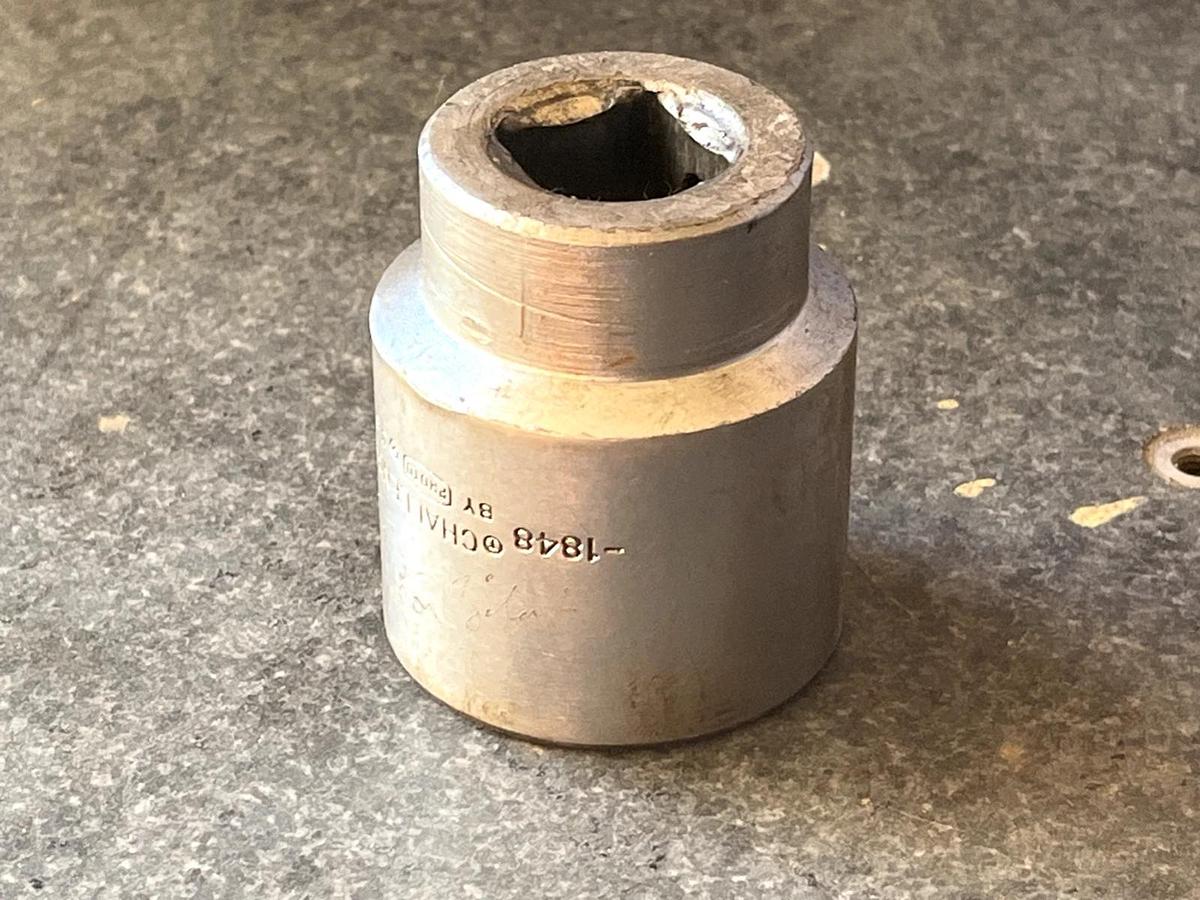 Used 1848 CHALLENGER BY PROTO 1 1/2" SOCKET 3/4" DRIVE 12 PT MADE IN USA