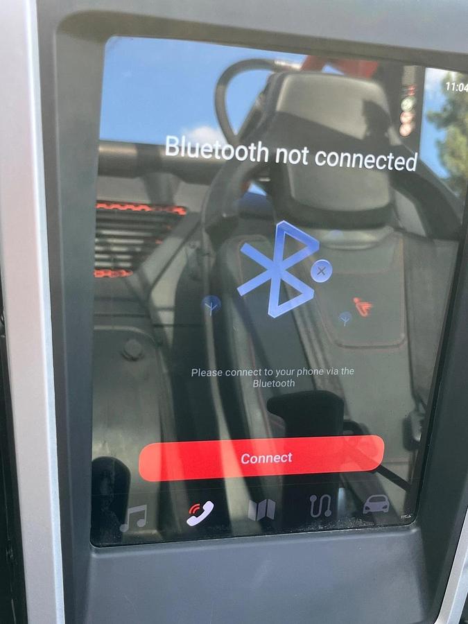 2024 Segway Powersports Villain SX10 S White Red Used 30 hours 80 Miles