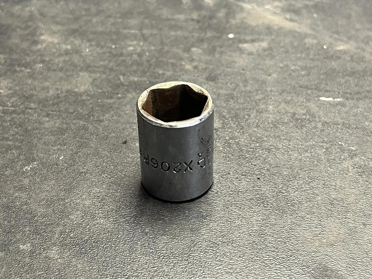 Used Brand New Mac Tools X206R 5/8 Short 3/8 Drive Chrome 6 Point Socket