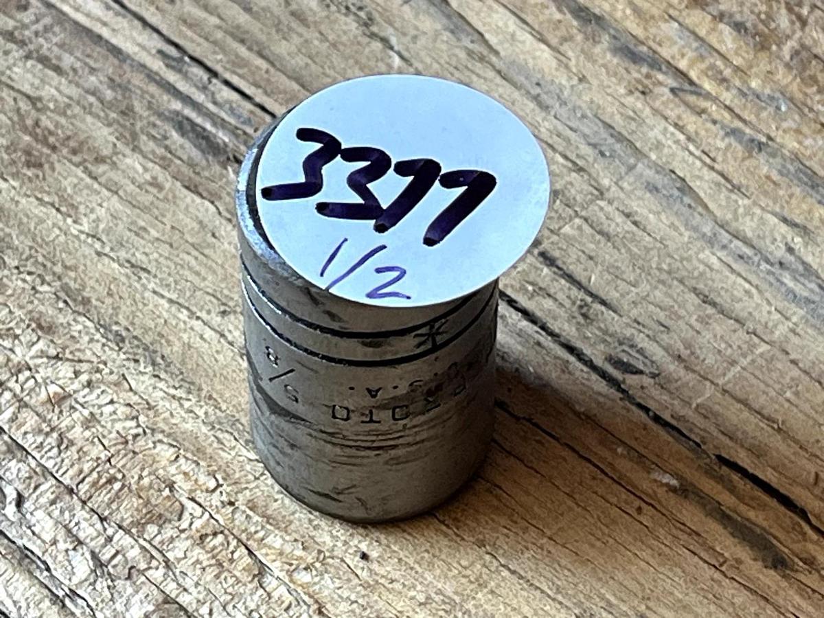 Used Proto , 5/8", Standard Socket, 1/2" Drive, 12Point