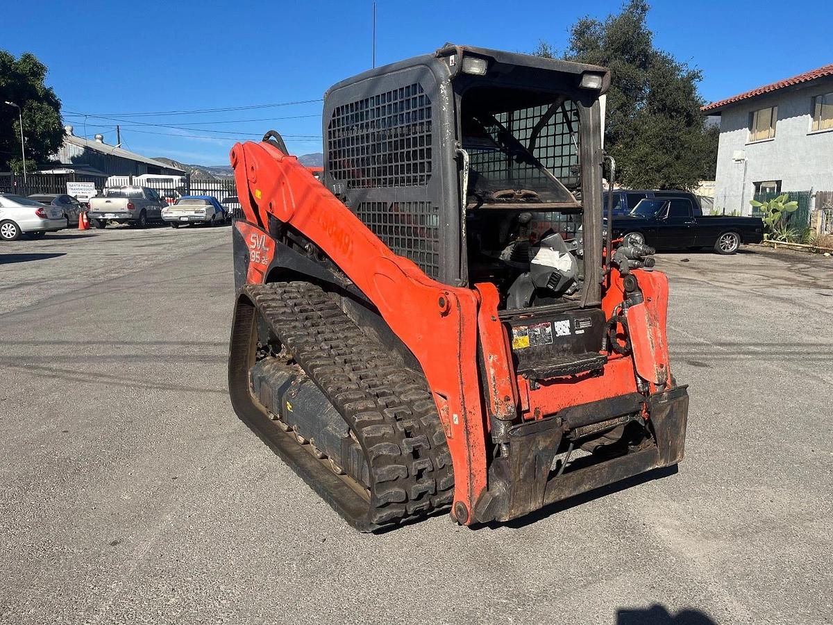 Used 2022 Kubota SVL95-2s Skid Steer Track Loader Aux Hyd High Flow Enclosed Cab