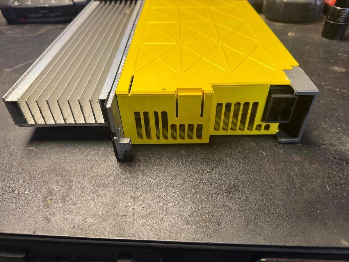 Used Fanuc Servo Amplifier Module A06B-6114-H105