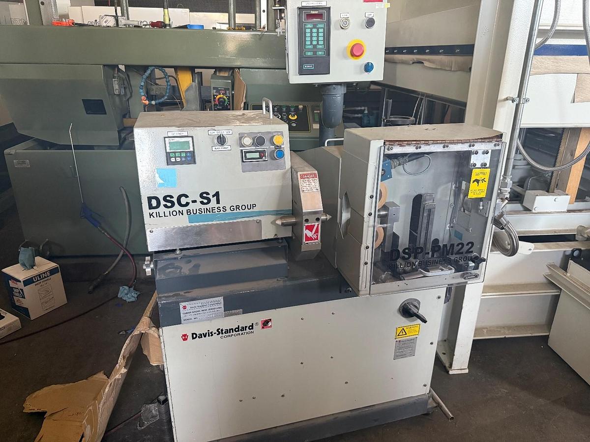 Used Davis Dillon Servo Fly Knife Tube Cutter with feeder