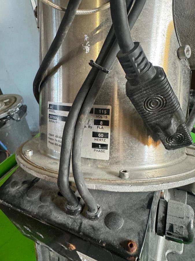 Used Conair Material Hopper With Vaccum Motor. Model AL 2 With Loader Control