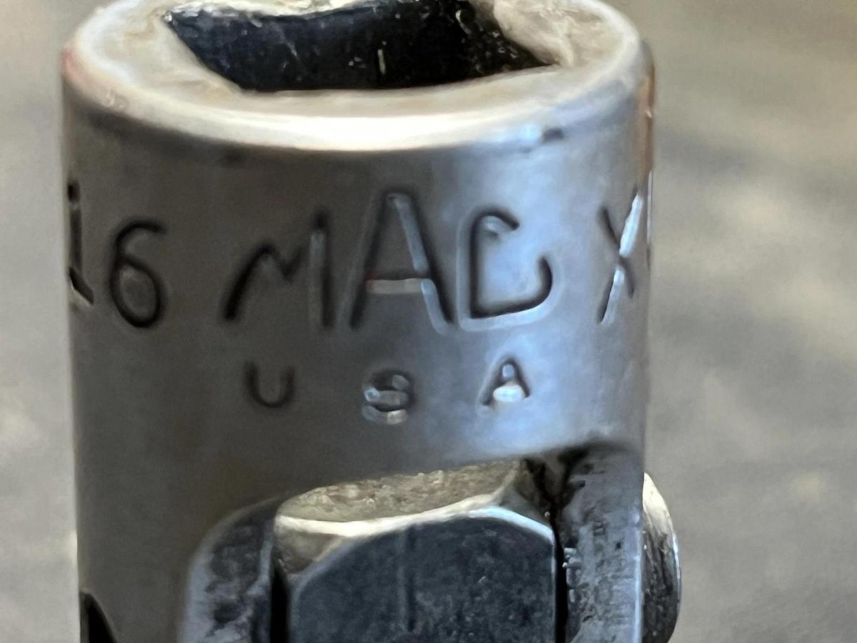 Used Mac Tools XU146  7/16in. 3/8" Drive  6PT Swivel Shallow Chrome Socket  7/16"