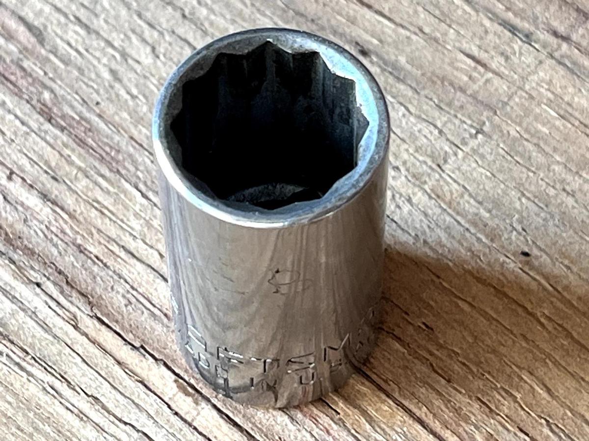 Used Craftsman USA 5/8" 12 Point 1/2" Drive Socket 47505 -V- Series                 g
