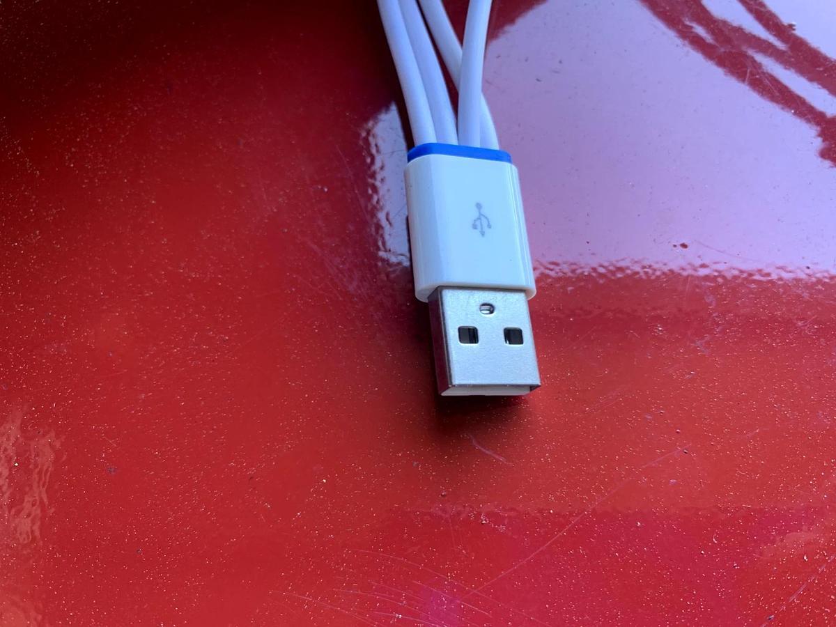 Used Smartech 6000mAh Lithium Powered 450A Vehicle Jump Starter With Power Bank