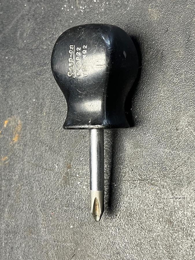Used Vintage Snap-on SSDP-22 Stubby Black Hard Handle Screwdriver Phillips No 2 USA