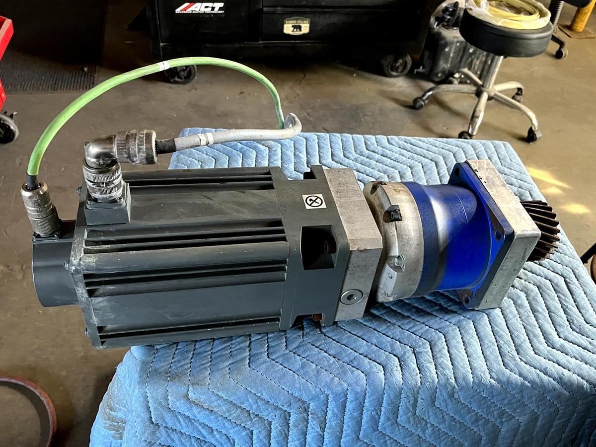 Used Fagor Servo  motor FXM54.40A.A1.000