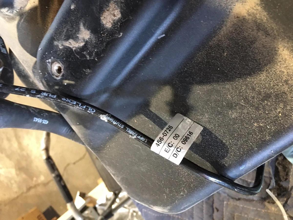 Used Caterpillar Def Tank Pump and Tank 456-0726, 389-2650, 424-6276