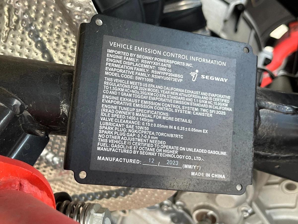 2024 Segway Powersports Villain SX10 S White Red Used 30 hours 80 Miles
