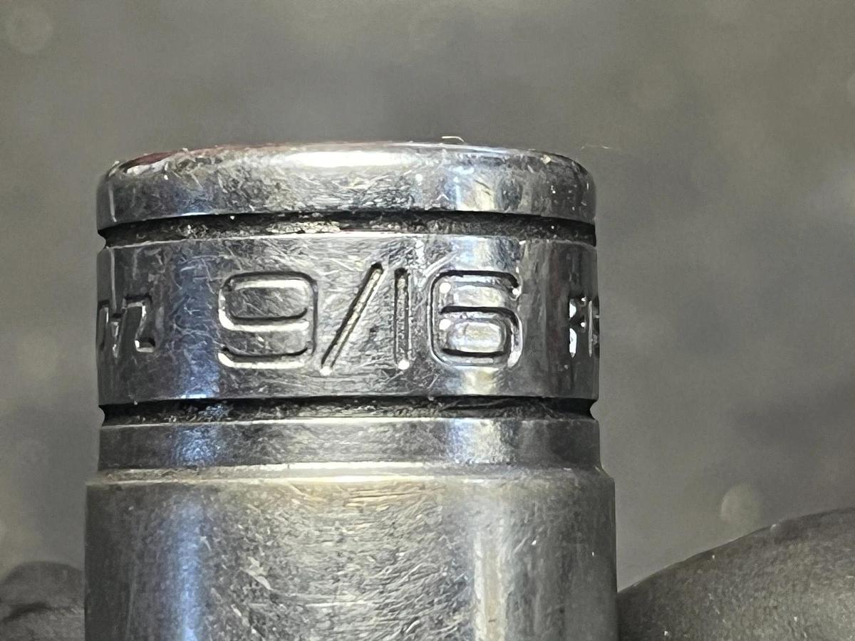 Used Snap on Tools F181 9/16" SAE Flank Drive Shallow Socket 3/8" Drive 12 Point USA