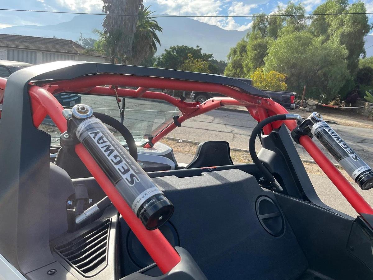 2024 Segway Powersports Villain SX10 S White Red Used 30 hours 80 Miles