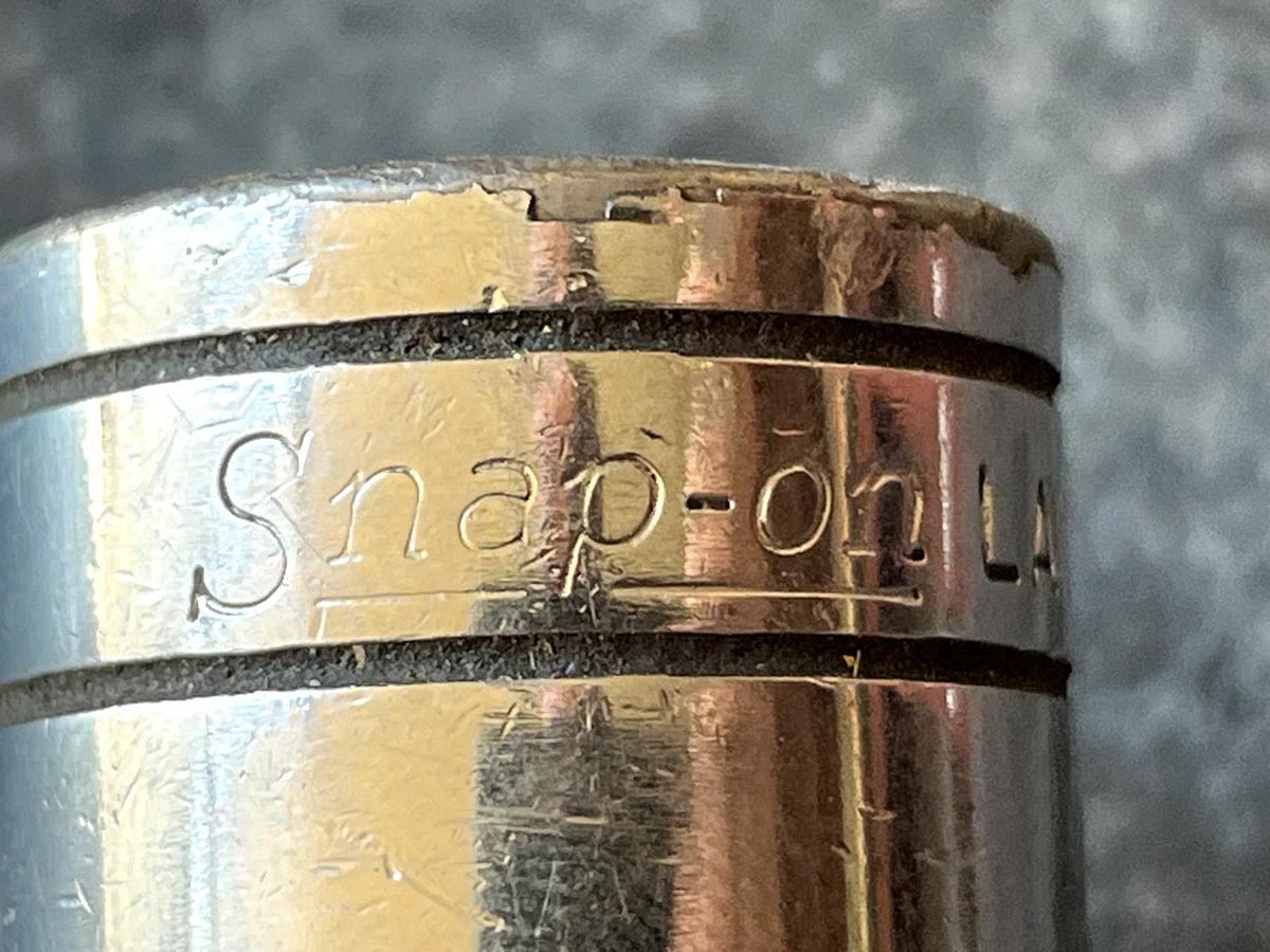 Used SNAP ON LA-12 1/2"  TO 3/4" SQUARE DRIVE ADAPTER UNDERLINE LOGO NICE USED  LA12