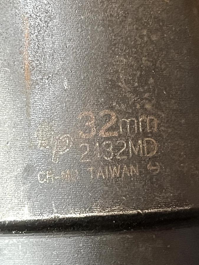 Used 1/2" Drive x 32mm  - 12 Point GRY-2132MD