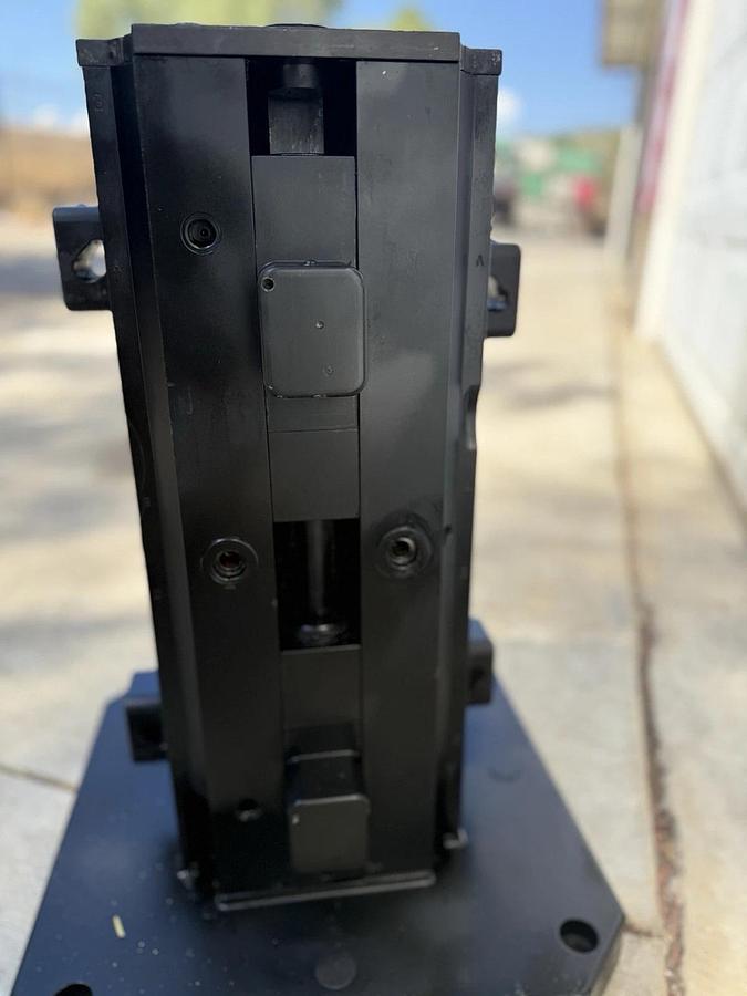 Used CHICK WORKHOLDING MCLM1555 TOMBSTONE  4-Sided MultiLOK - 240mm wid