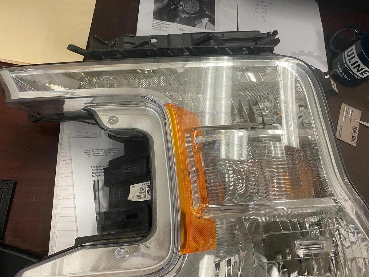 Used 2018+ Ford F-150 OEM Halogen Headlights RH