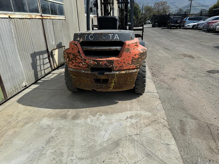 Used 2018 Toyota 8FD70U